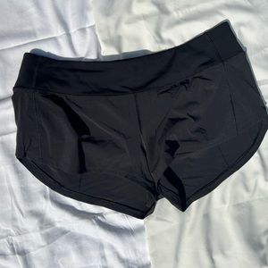 lululemon Speed Up Low-Rise Lined Short 2.5” Black Shorts